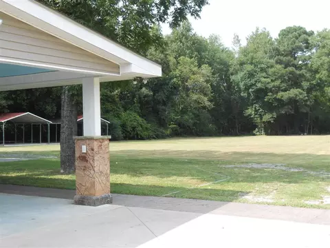 611 E Anderson St, Selma, NC 27576 photo 7