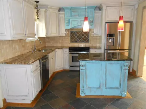 611 E Anderson St, Selma, NC 27576 photo 12