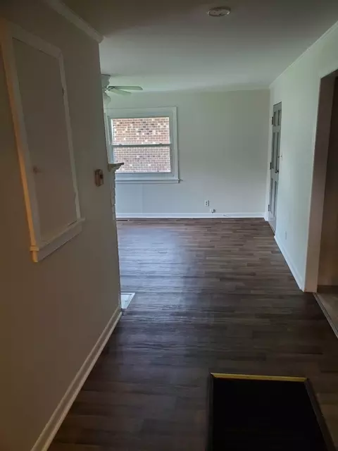 910 Corona St, Durham, NC 27707 photo 5