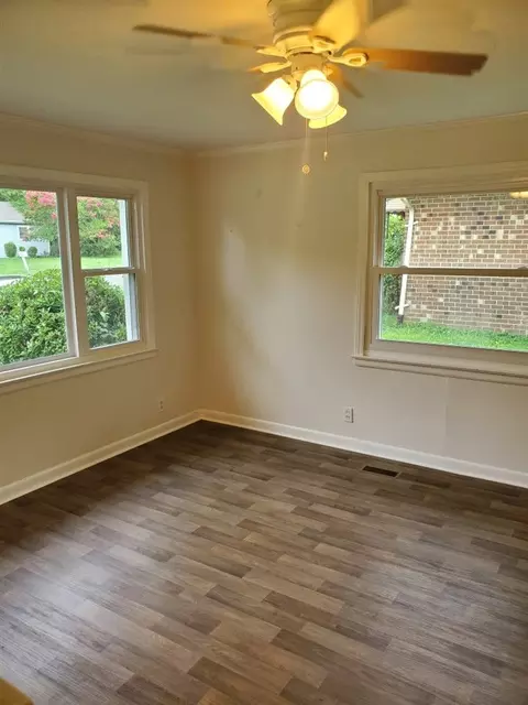 910 Corona St, Durham, NC 27707 photo 2