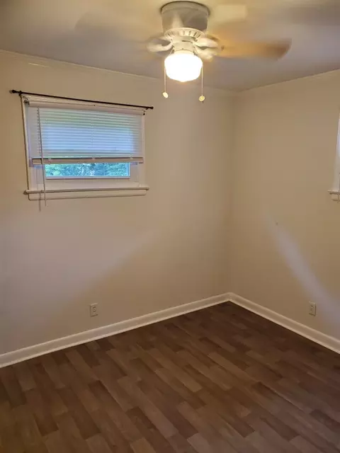 910 Corona St, Durham, NC 27707 photo 9