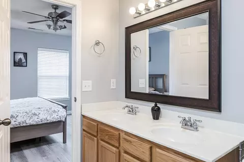 1017 Freeport Dr, Cary, NC 27519 photo 16