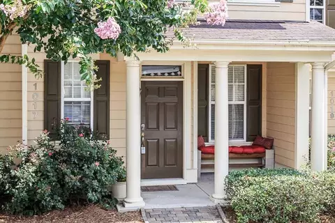 1017 Freeport Dr, Cary, NC 27519 photo 4