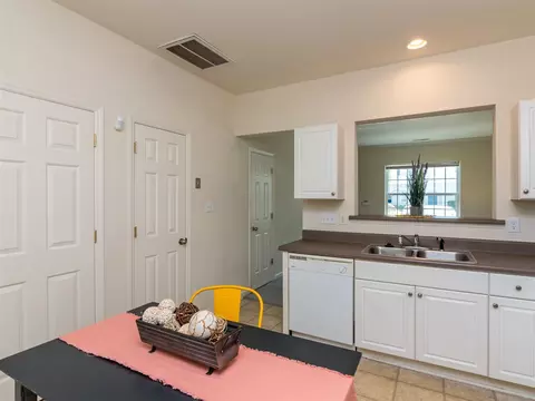 112 Blue Crest Ln, Durham, NC 27705 photo 9