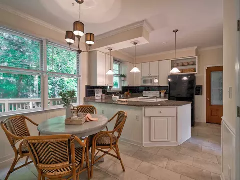 4 Drucilla Ct, Durham, NC 27705 photo 4