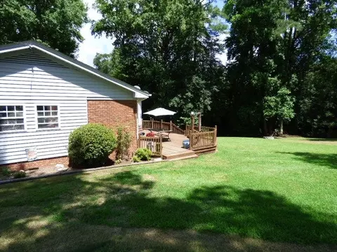 936 County Line Rd, Benson, NC 27504 photo 12