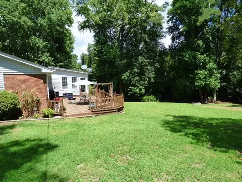 936 County Line Rd, Benson, NC 27504 photo 9