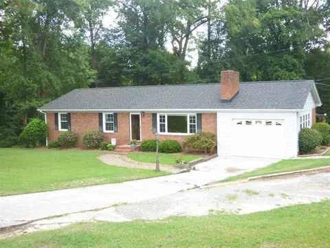 936 County Line Rd, Benson, NC 27504 photo 2