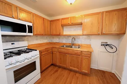 9 Midgette Pl, Durham, NC 27703 photo 3