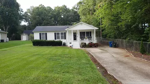 201 Ebon Rd, Durham, NC 27713 photo 1