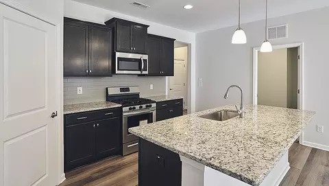 1007 Underbrush Dr, Durham, NC 27703 photo 9