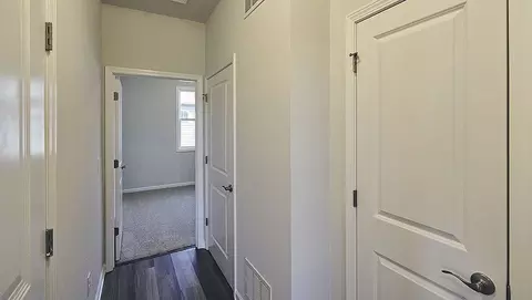 1007 Underbrush Dr, Durham, NC 27703 photo 4
