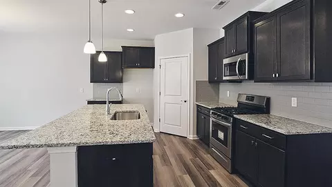 1007 Underbrush Dr, Durham, NC 27703 photo 6