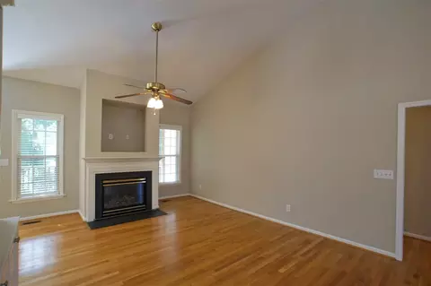3 Bethany Pl, Durham, NC 27712 photo 5