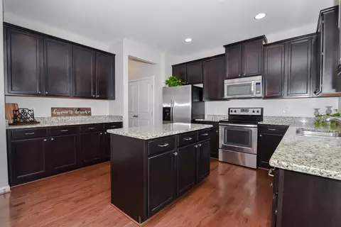 1402 Golden Eagle Dr, Durham, NC 27704 photo 13
