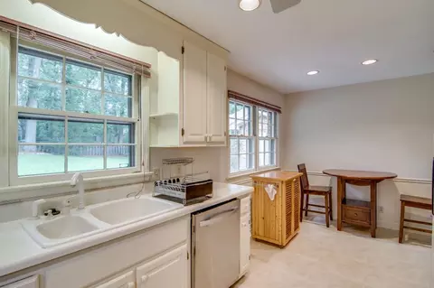 10 Kitchner Ct, Durham, NC 27705 photo 8