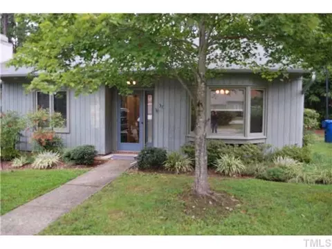 37 Redbud Ct, Durham, NC 27713 photo 2