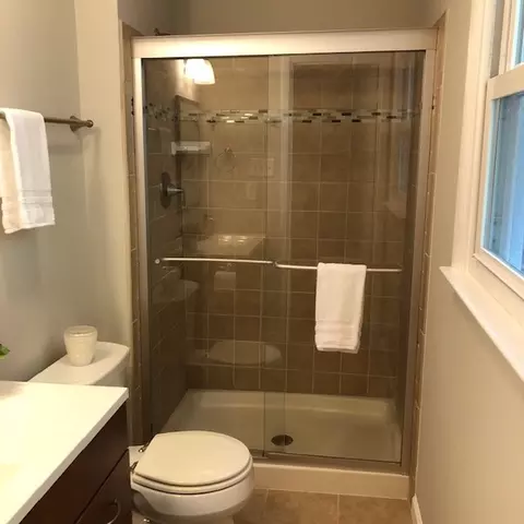 528 E Millbrook Rd, Raleigh, NC 27609 photo 13