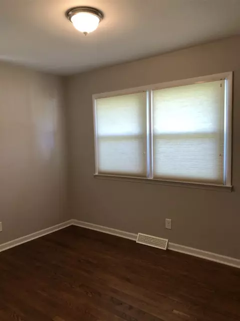 528 E Millbrook Rd, Raleigh, NC 27609 photo 14