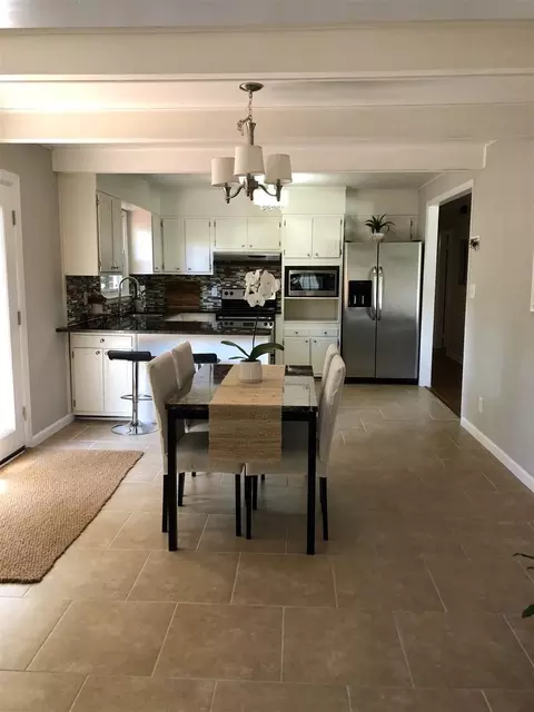 528 E Millbrook Rd, Raleigh, NC 27609 photo 3