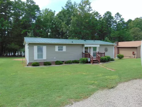 17 Wolfpack Ln, Henderson, NC 27537 photo 1