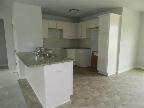 52 Cornfield Ln, Benson, NC 27504 photo 2