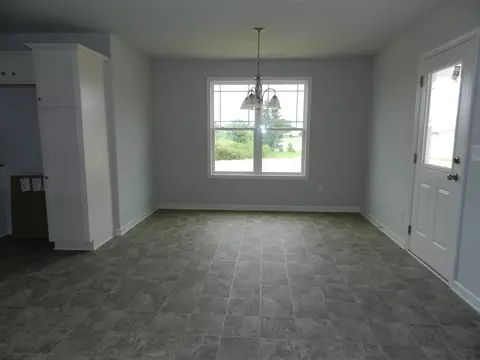 52 Cornfield Ln, Benson, NC 27504 photo 3