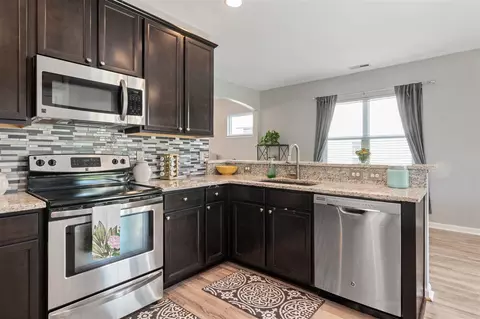 606 Poplar St, Durham, NC 27703 photo 8