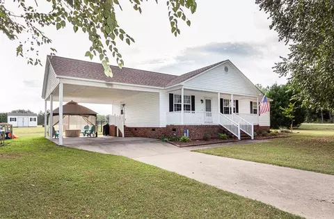 11097 Pace Rd, Bailey, NC 27807 photo 1