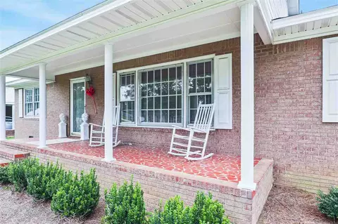 106 Marion Dr, Erwin, NC 28339 photo 3