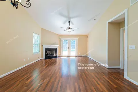 106 Cloverdale Dr, Durham, NC 27703 photo 3