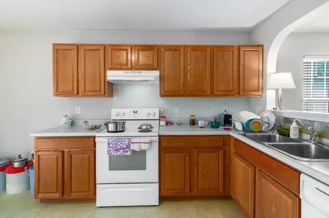 2812 Skybrook Ln, Durham, NC 27703 photo 10