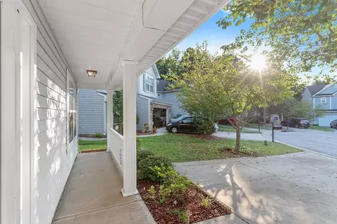 7 Kinglet Ct, Durham, NC 27713 photo 2
