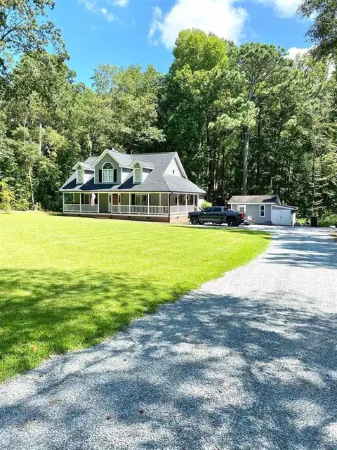 1813 Lancaster Dr, Garner, NC 27529 photo 2