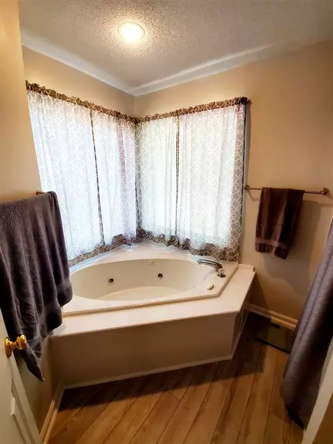 1813 Lancaster Dr, Garner, NC 27529 photo 14