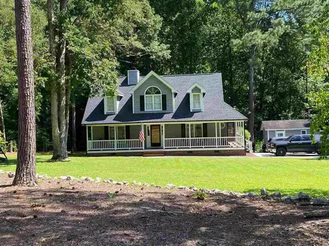 1813 Lancaster Dr, Garner, NC 27529 photo 1