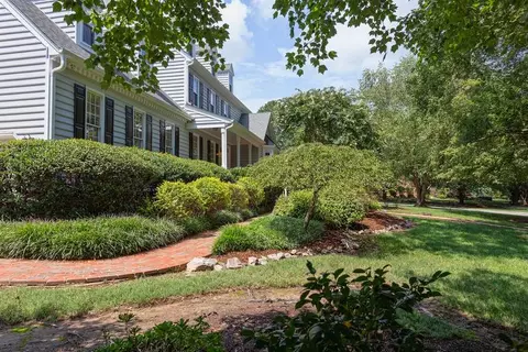 2 Landmark Pl, Durham, NC 27705 photo 3