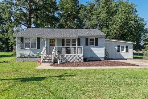 202 E Langdon Ave, Smithfield, NC 27577 photo 5
