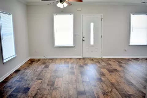 625 E Nelson St, Wake Forest, NC 27587 photo 4