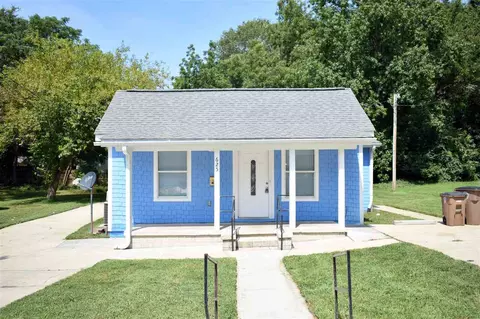 625 E Nelson St, Wake Forest, NC 27587 photo 1