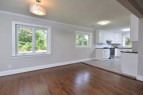 200 Debra Dr, Durham, NC 27704 photo 8