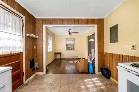 618 Cecil St, Durham, NC 27707 photo 6