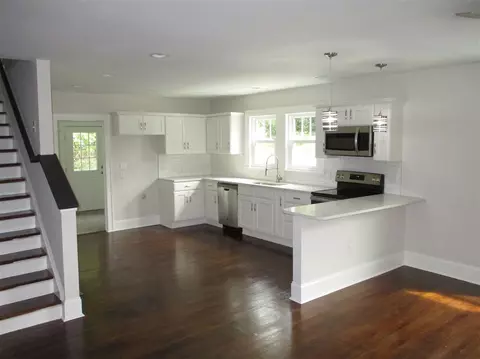 218 N Briggs Ave, Durham, NC 27703 photo 4
