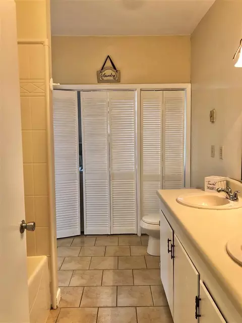 408 W D St, Erwin, NC 28339 photo 20