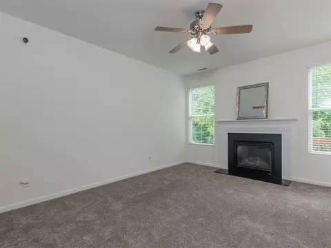 2212 Pear Tree Ln, Durham, NC 27703 photo 9