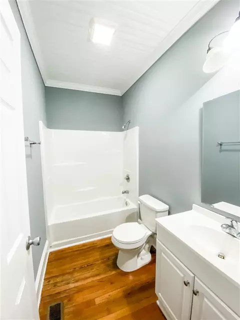 910 Gilbert St, Durham, NC 27701 photo 11