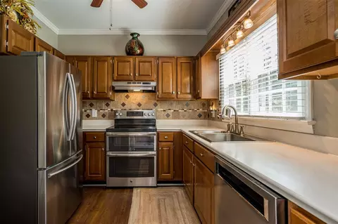 219 Danforth Dr, Cary, NC 27511 photo 4