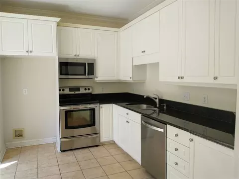 122 Rosewall Ln, Cary, NC 27511 photo 4