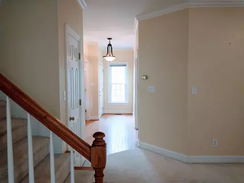 122 Rosewall Ln, Cary, NC 27511 photo 2