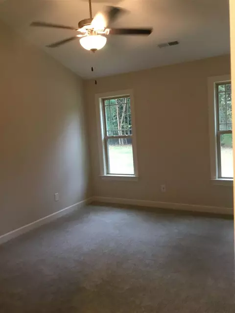 609 N Johnson St, Benson, NC 27504 photo 7